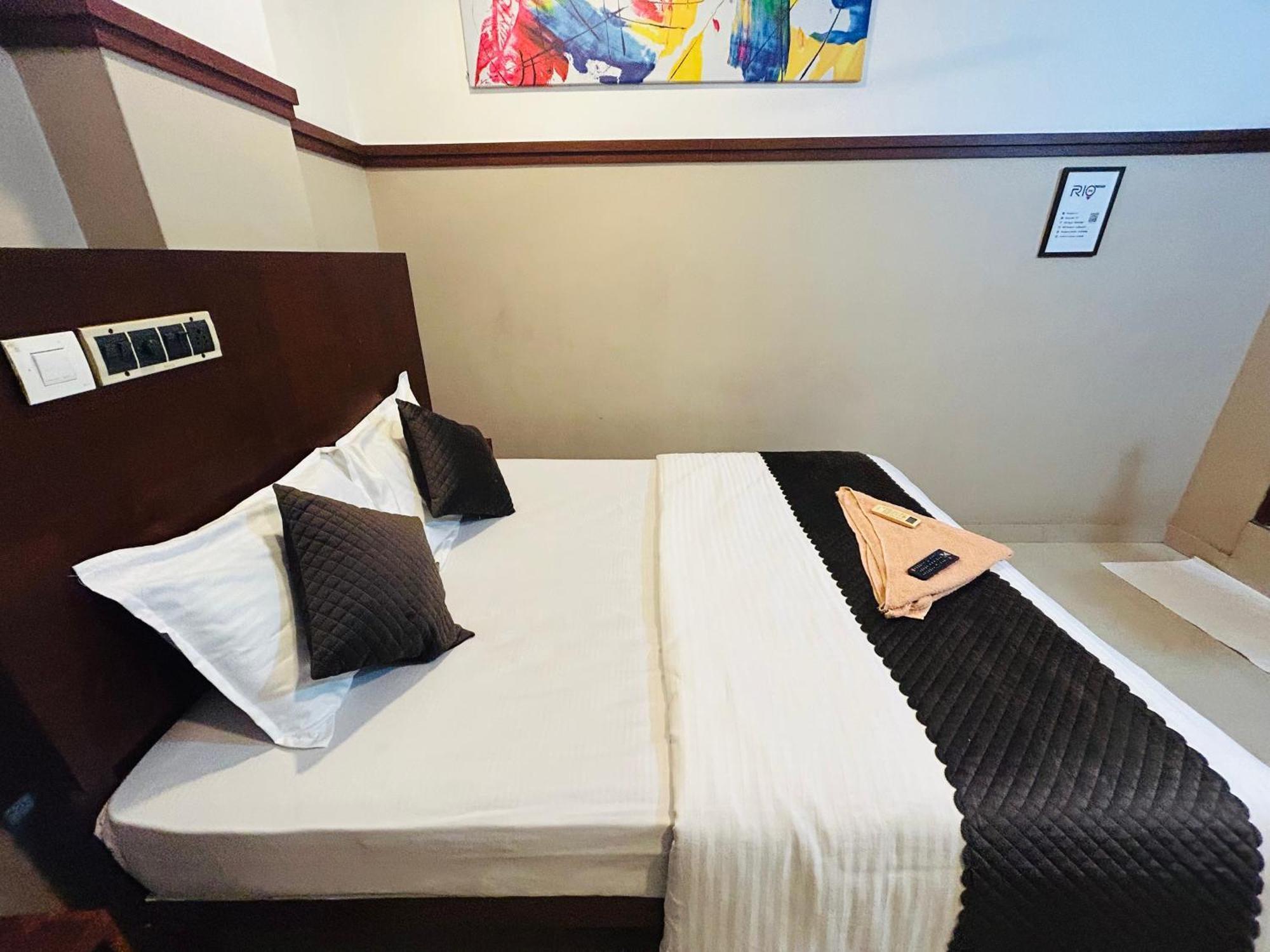 Rio Rooms Medical College Kozhikode Esterno foto
