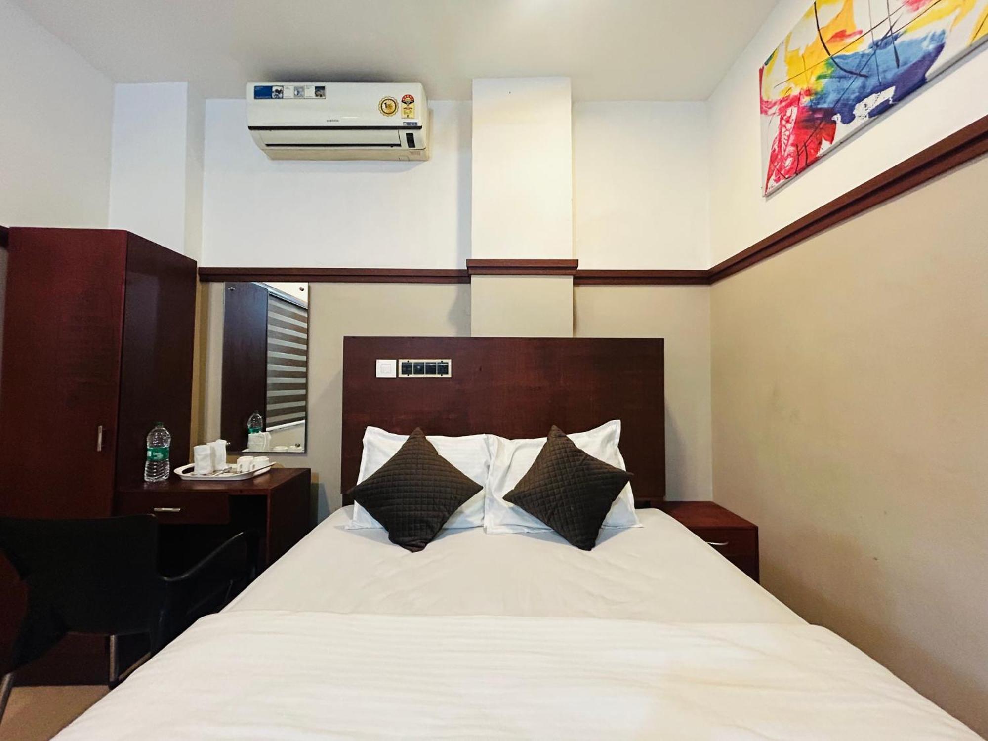 Rio Rooms Medical College Kozhikode Esterno foto
