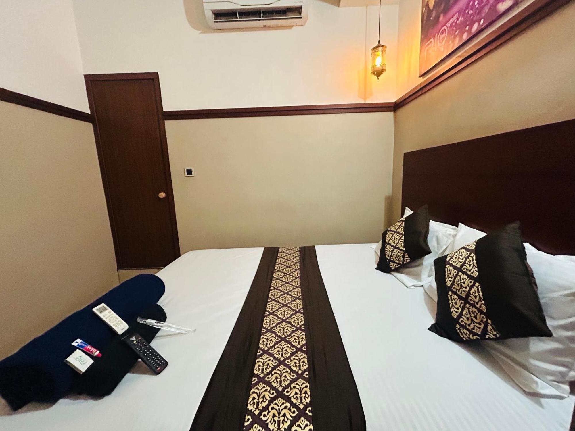 Rio Rooms Medical College Kozhikode Esterno foto