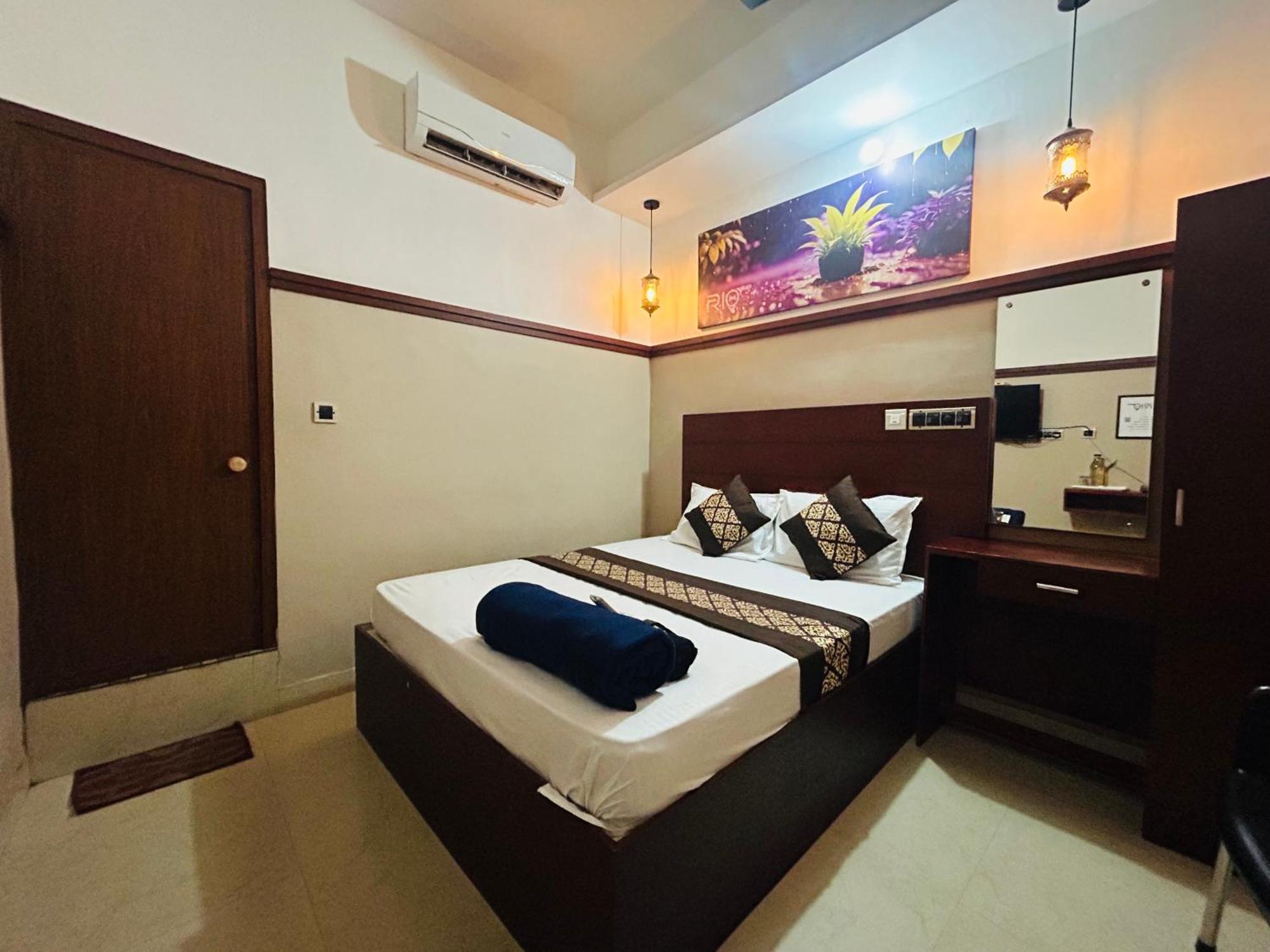 Rio Rooms Medical College Kozhikode Esterno foto