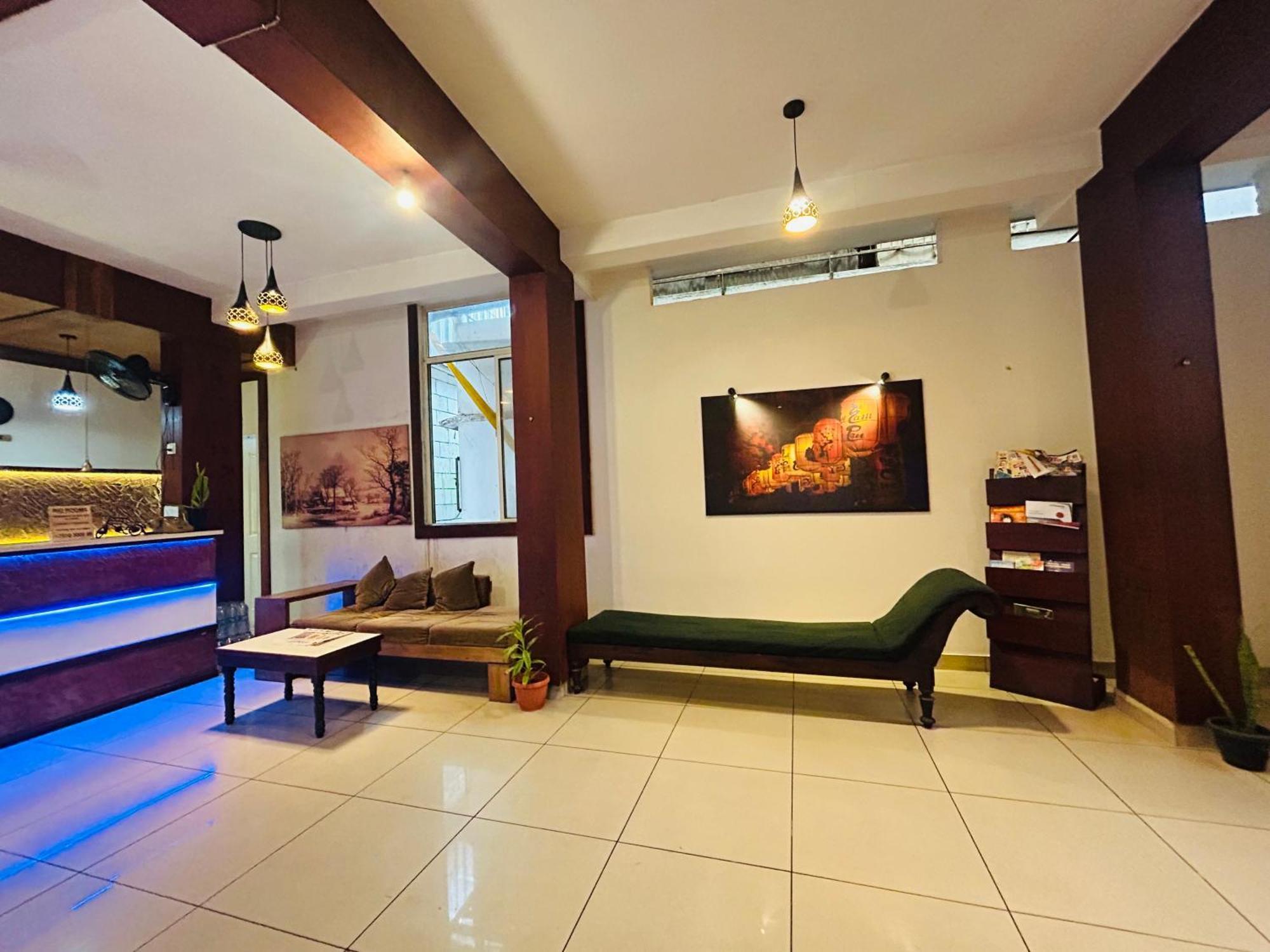 Rio Rooms Medical College Kozhikode Esterno foto